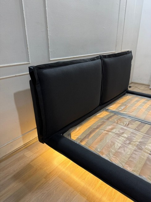 Парящая кровать Testiera Fly 4 Парящая кровать Testiera Fly 4