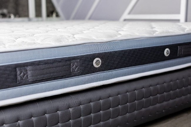 Матрас MaterLux Gabbro - чехол с ручками для переворачивания